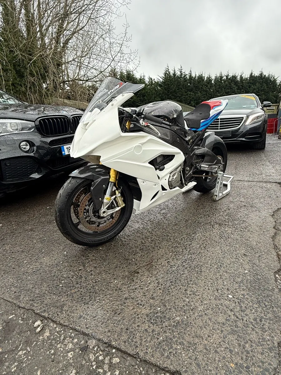BMW S1000RR - Image 4