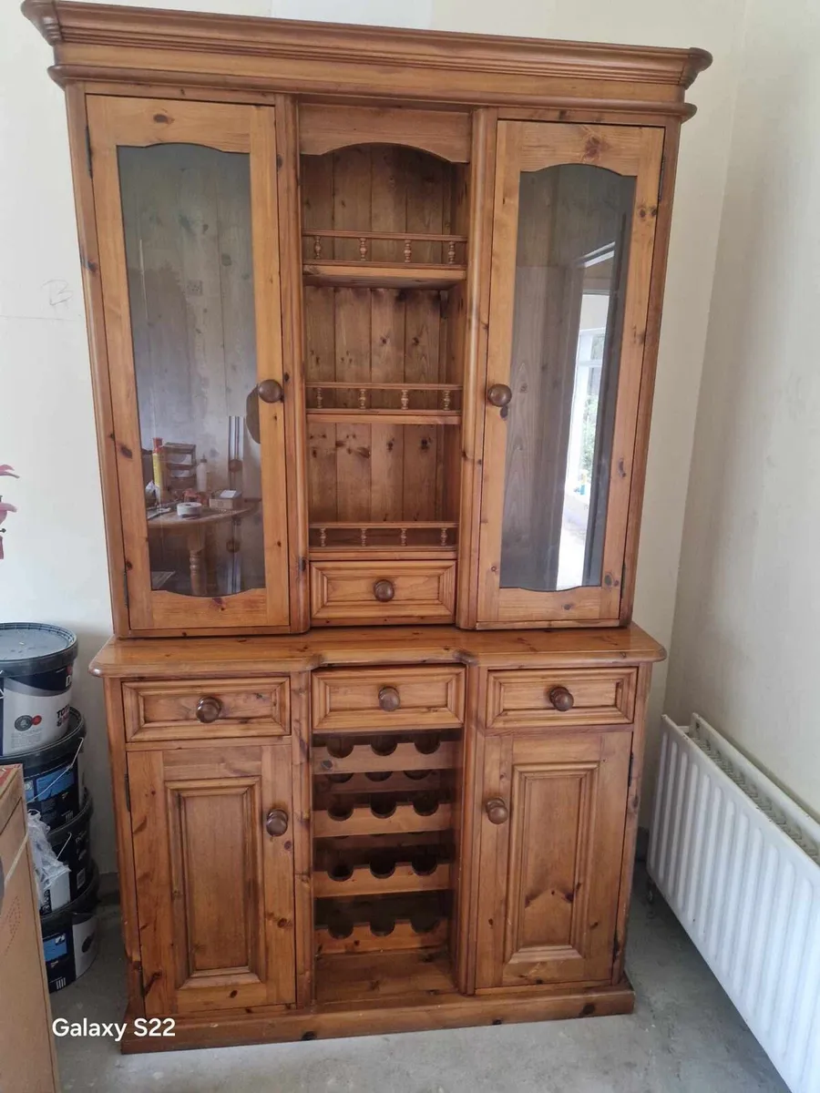 Pine kitchen dresser unit