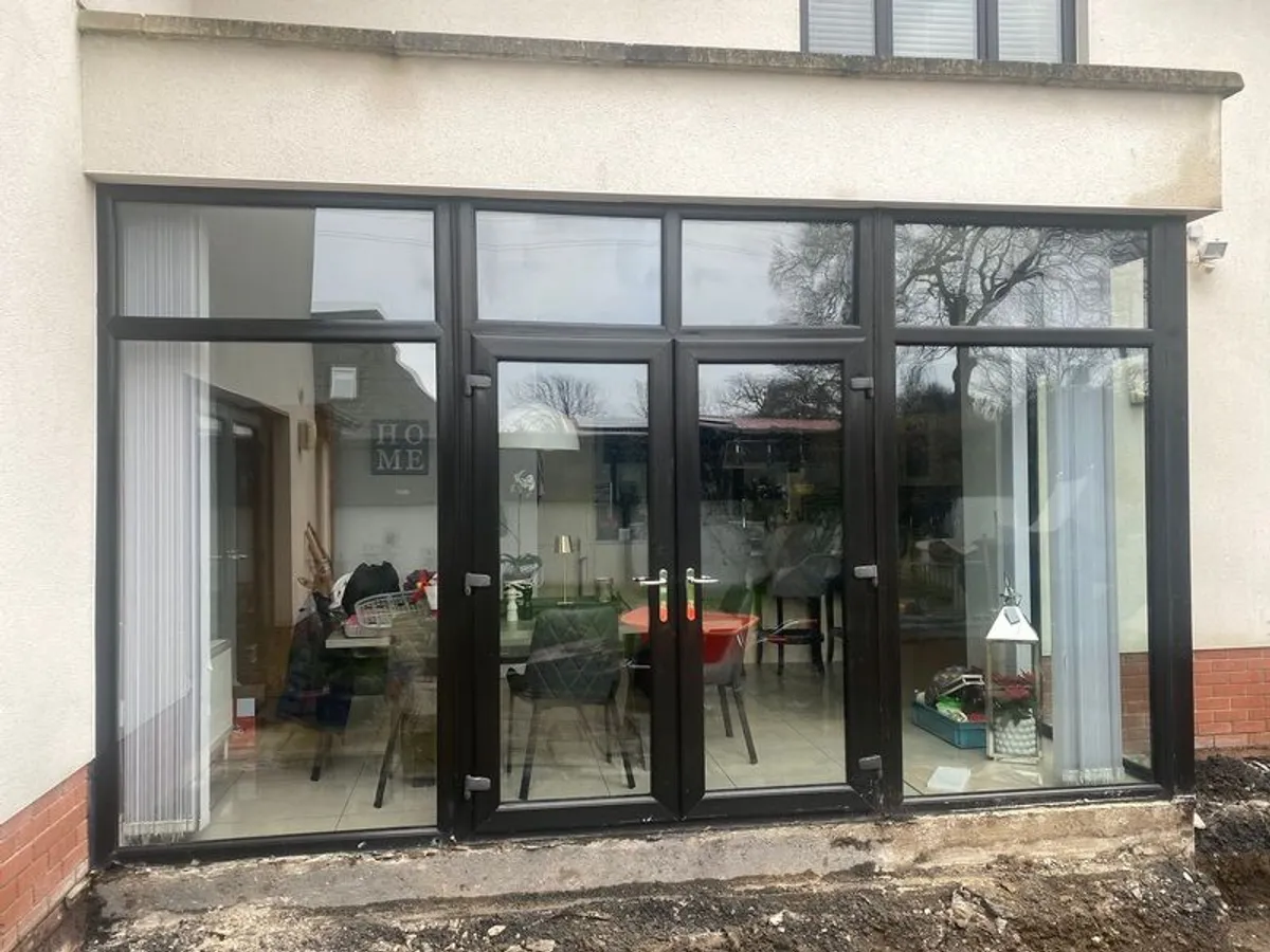 Double glazed windows - Image 1