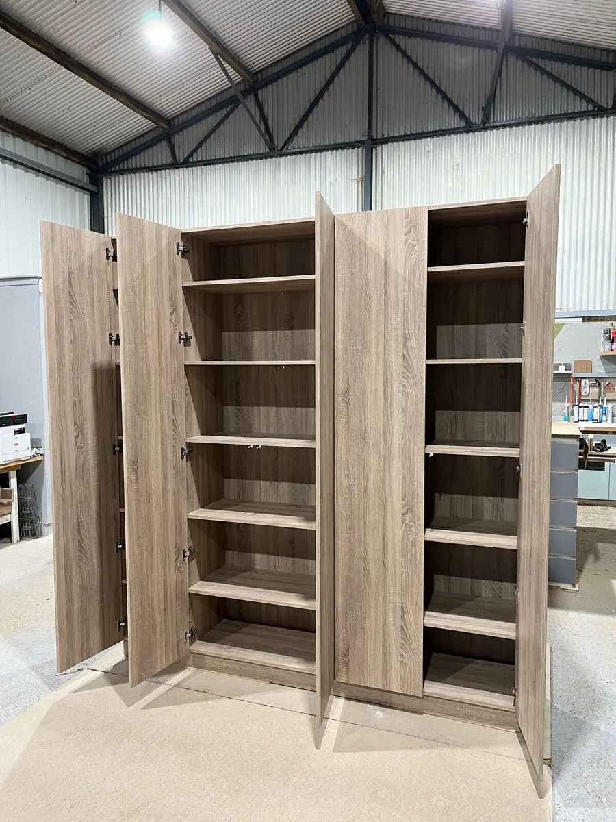 Storage units - Image 1