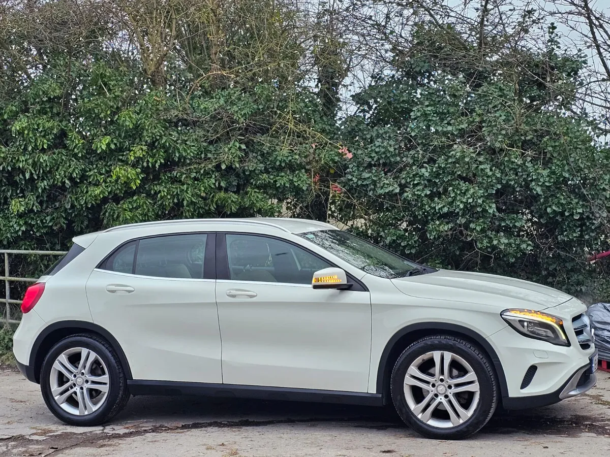 Mercedes GLA diesel automatic €6990 - Image 4