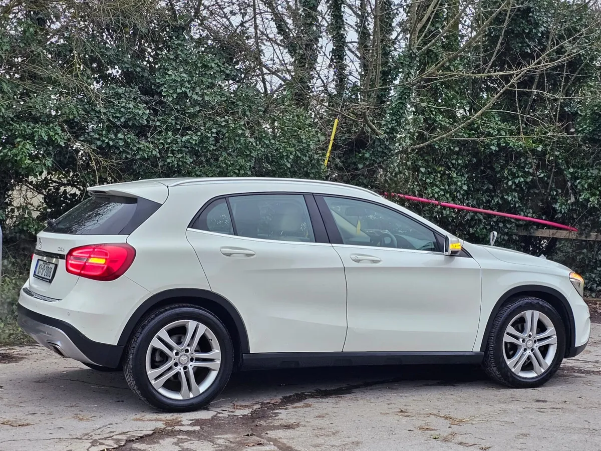 Mercedes GLA diesel automatic €6990 - Image 3