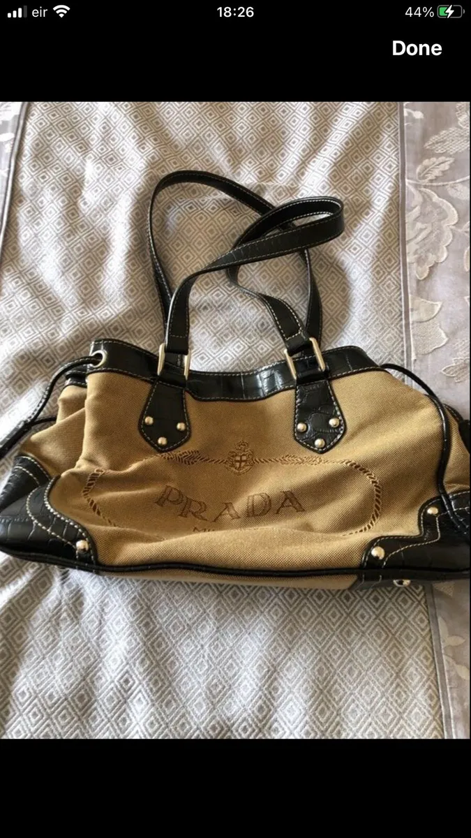 Ladies Prada bag €25 - Image 1