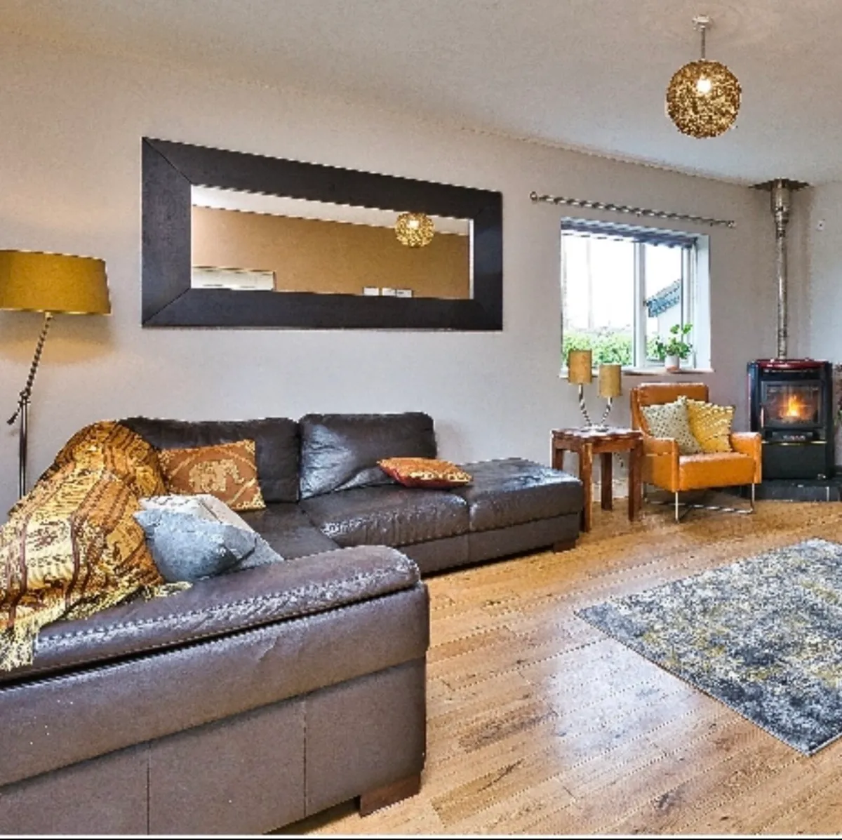 Italian Leather Corner Sofa - Image 1