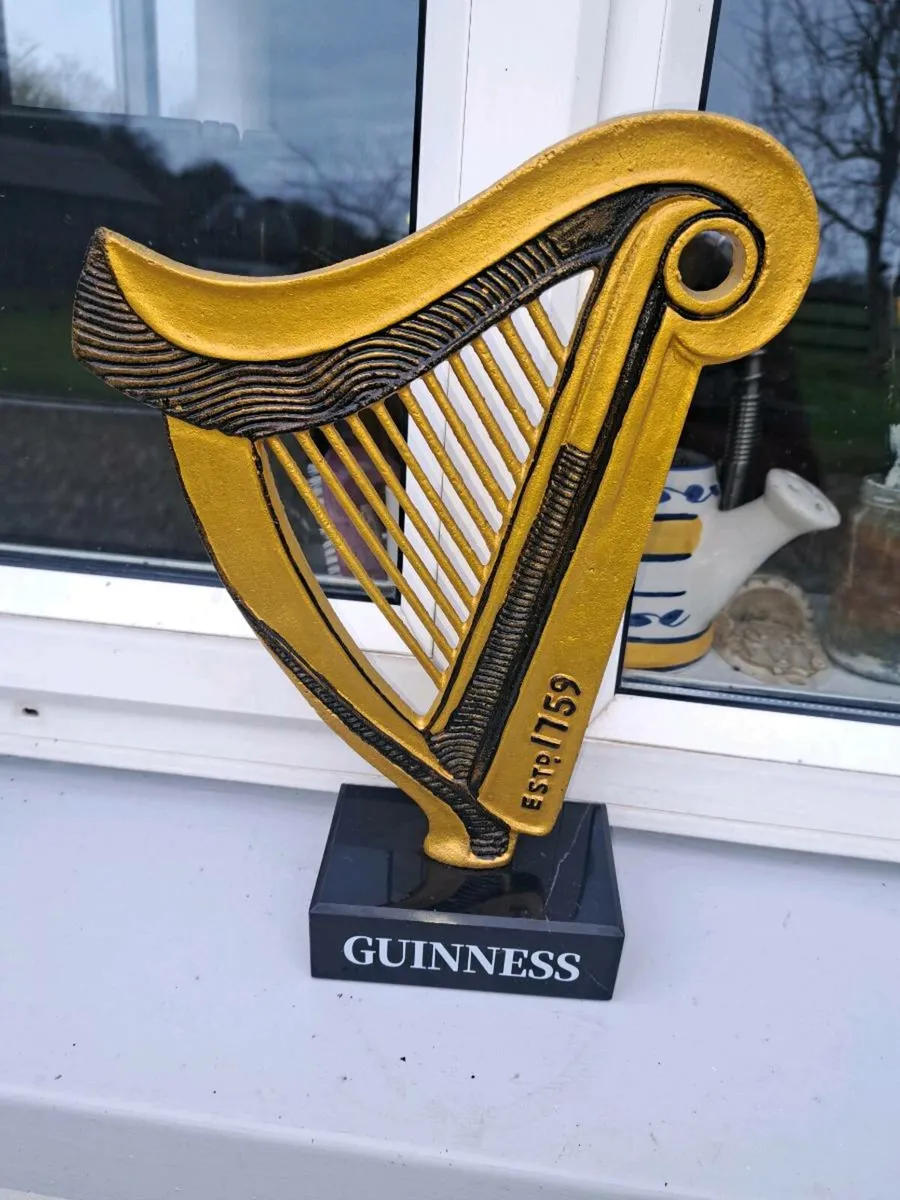 Large Guinness  harp cast iron - Image 4