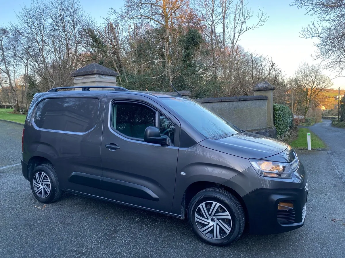 2021 Citroen Berlingo 650 Enterprise Blue HDI - Image 1