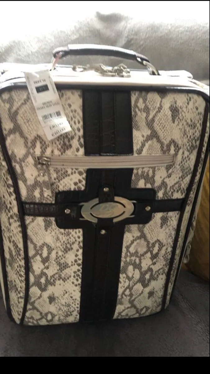 New case 21” €25 - Image 1