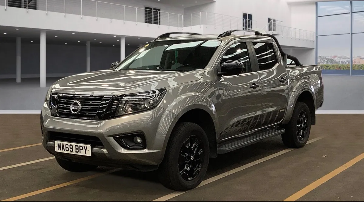 192 Nissan Navara 2.3 DCI N-Guard TT