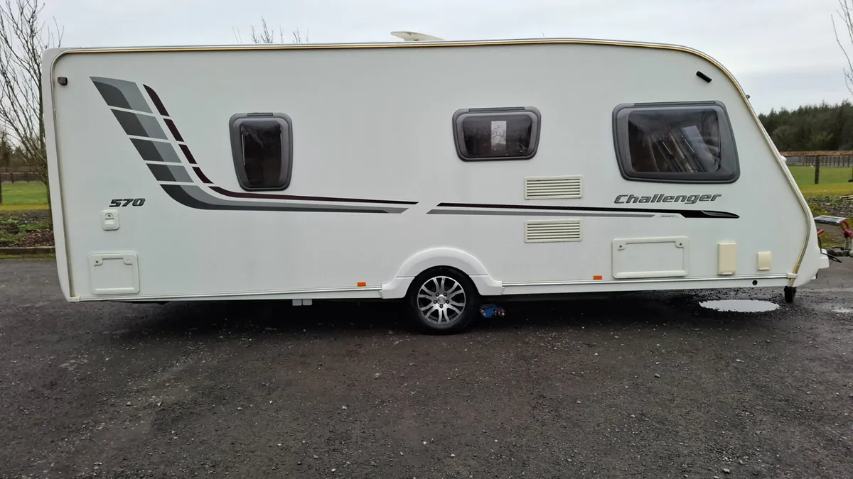 Swift Challenger fixed bed caravan - Image 1