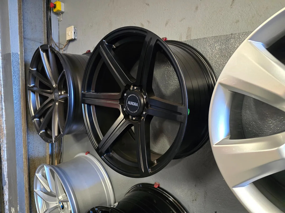 **Special** 20" Aurora AR679