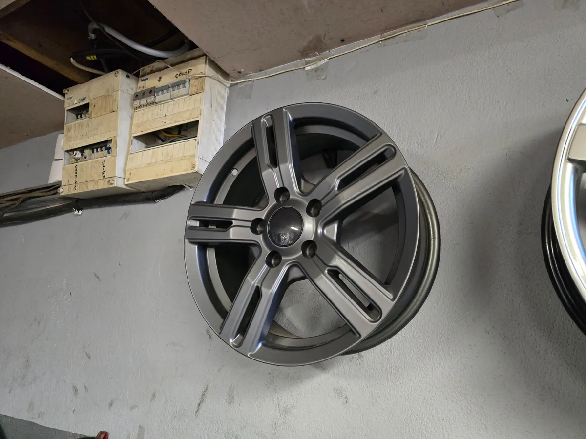 **Special** 16" AKINA Torque