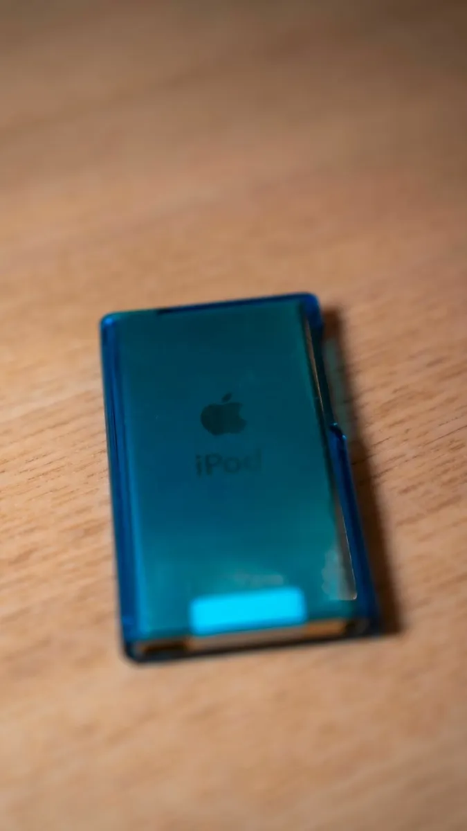 iPod Nano 7th Generation 16gb Bluetooth Touch - Image 2