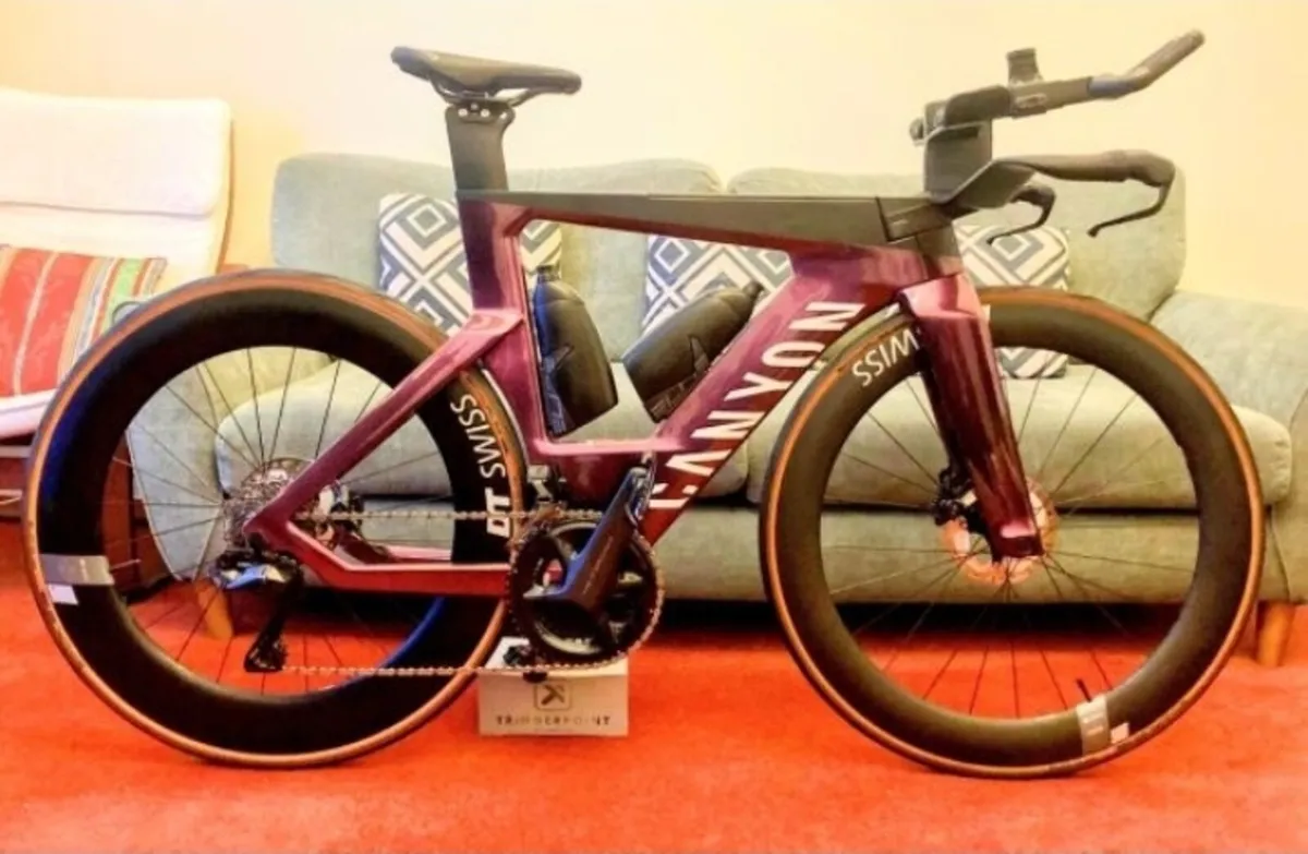 Canyon CF SLX 8 Di2 - Image 1