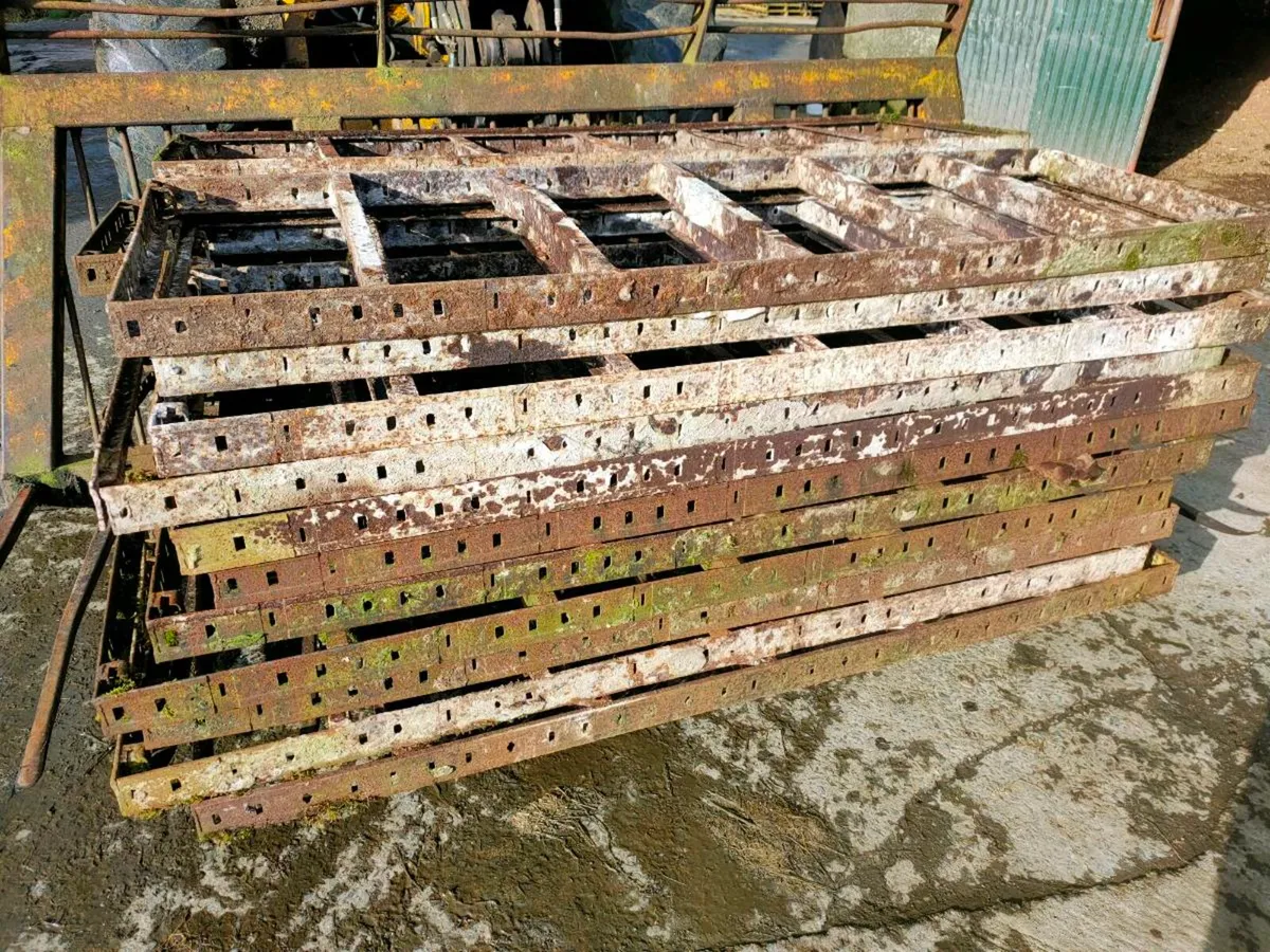 Shuttering pans - Image 2