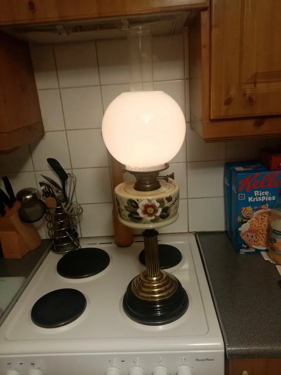 Vintage oil Lamp - Image 1