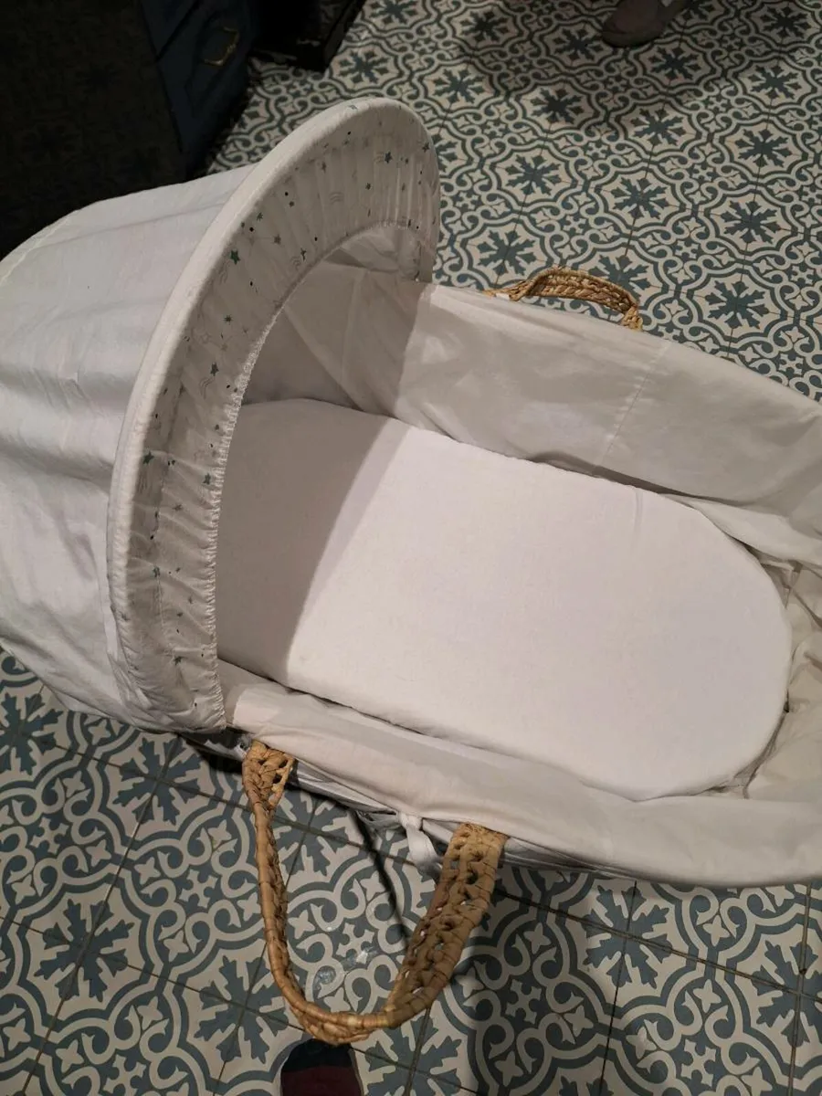 Moses basket - Image 2
