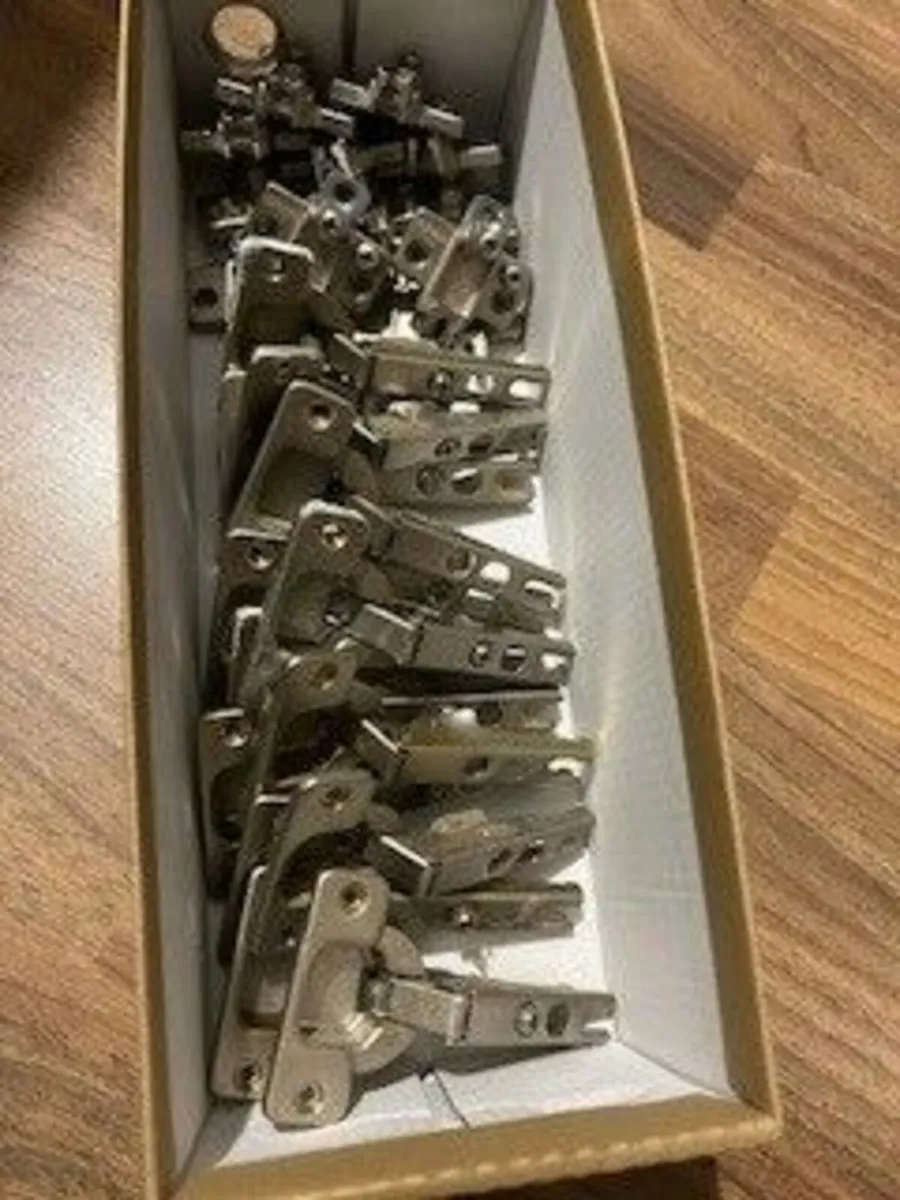 Wardrobe Doors - Image 4