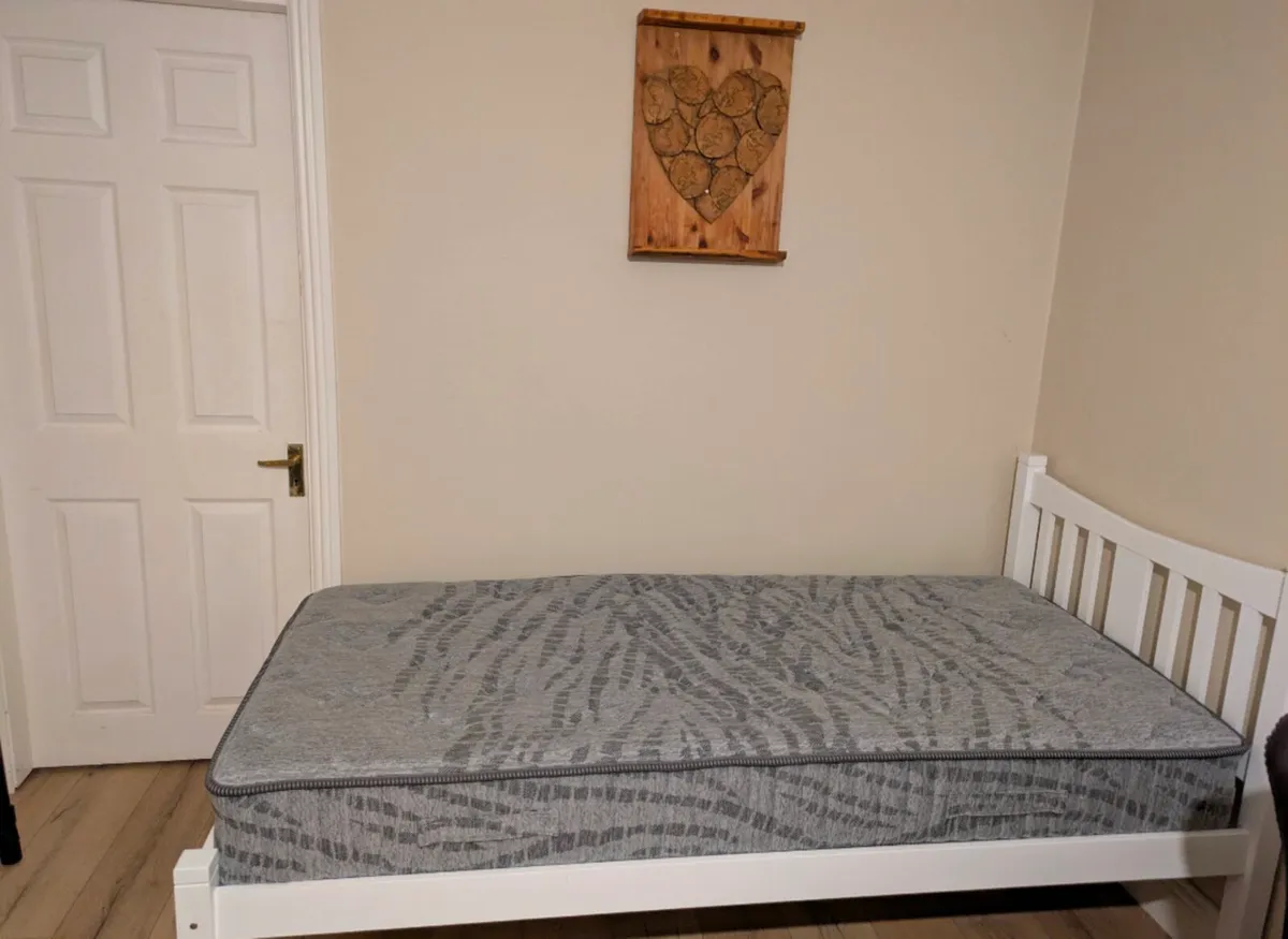 New single bed with mattress - Image 2