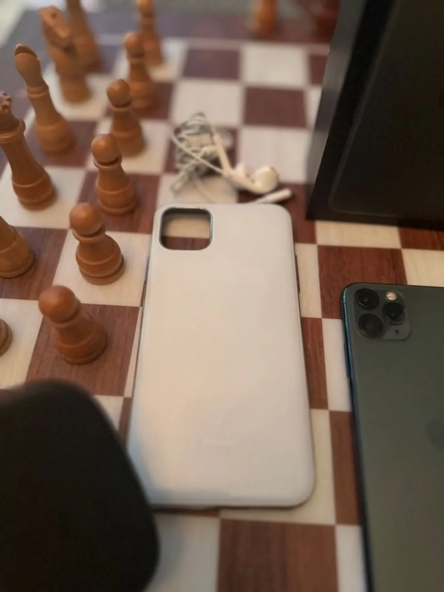 iPhone 11 Pro Max - Image 3