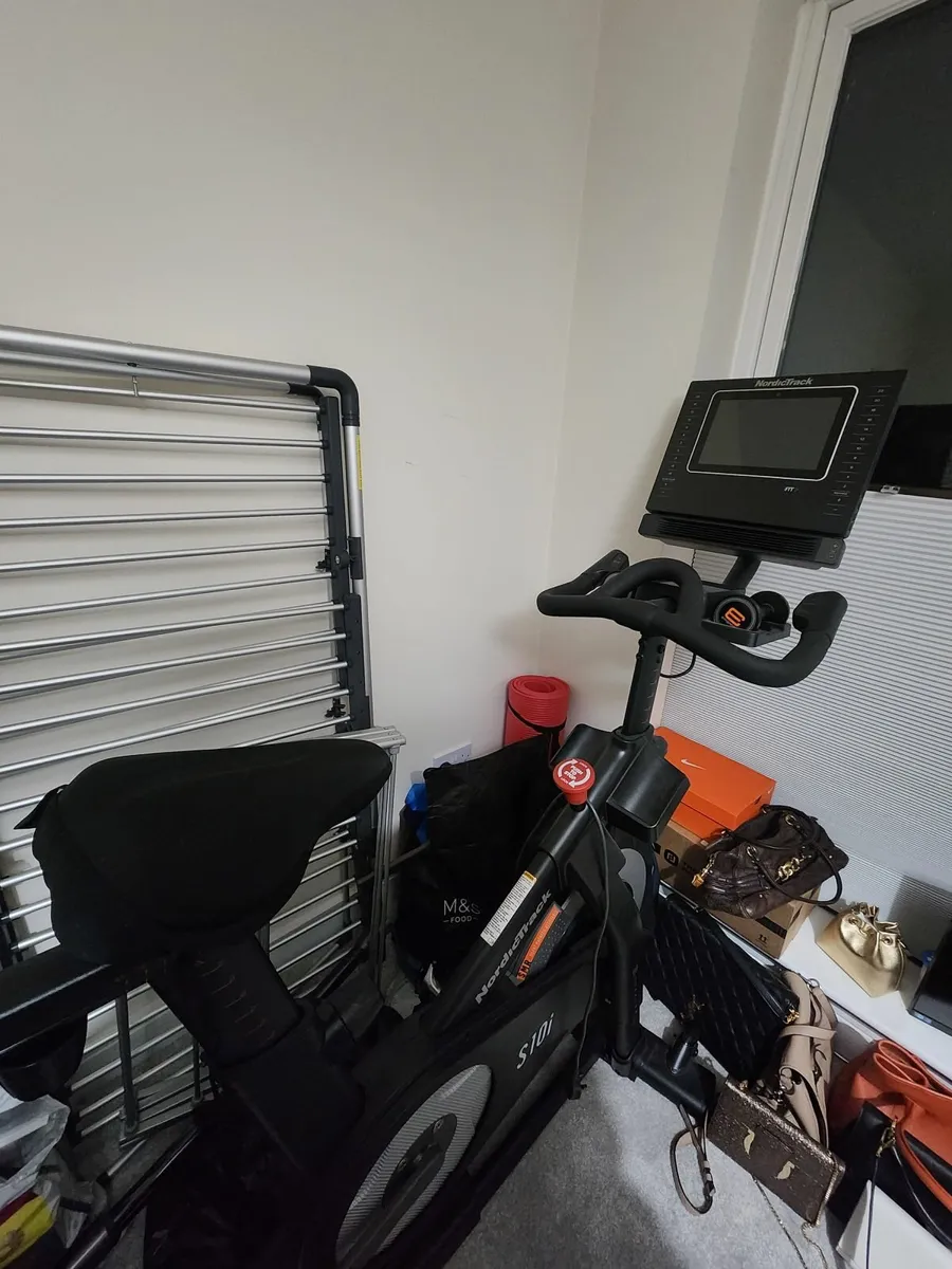 NordicTrack Commercial S10i Studio Cycle - Image 3