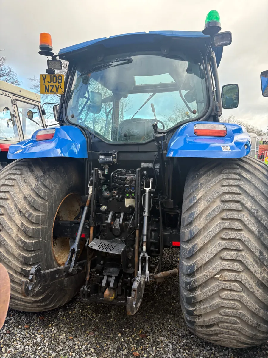 New Holland T6010 tractor - Image 3