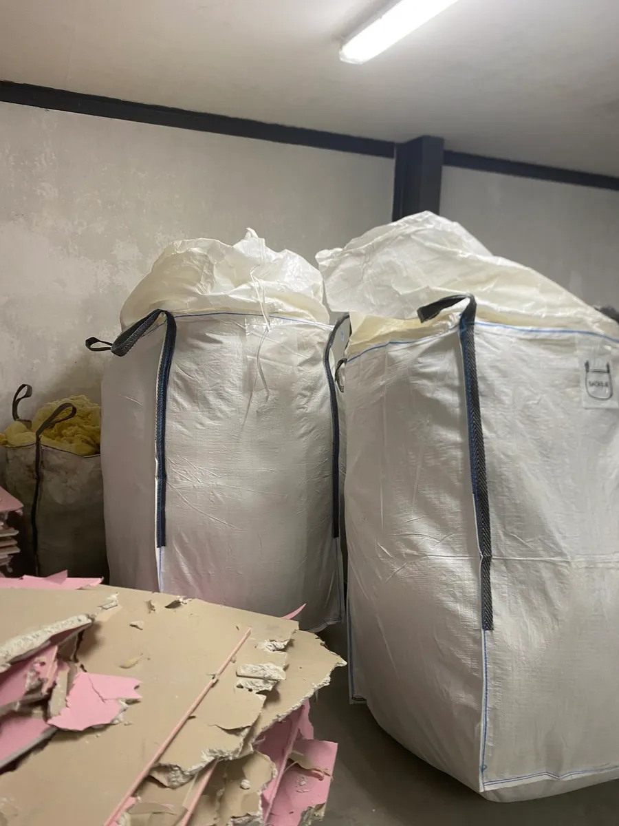 Insulation 200 Sq Metres, €500 the lot - Image 3