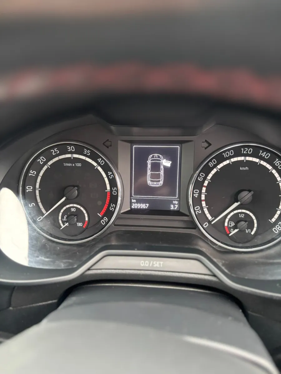 2016 skoda octavia 2.0 vrs diesel dsg - Image 3