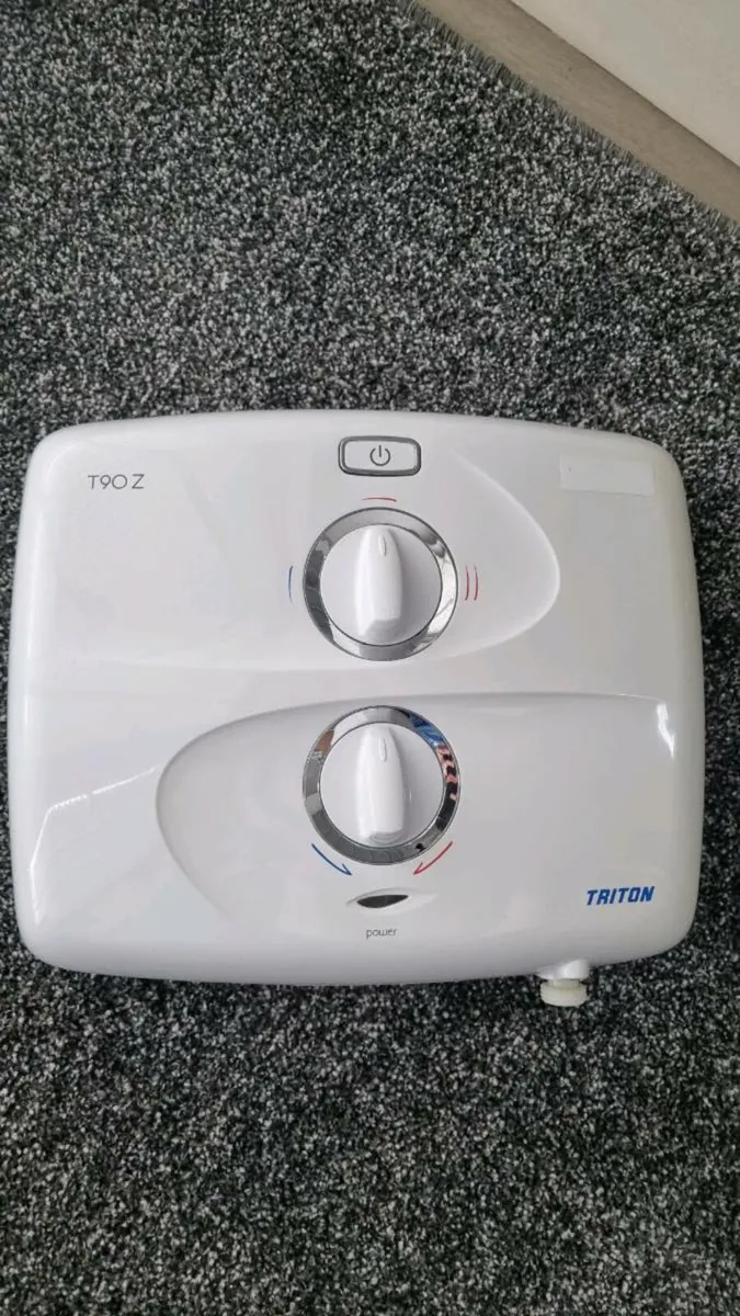 Triton T90z Electric Shower - Image 1