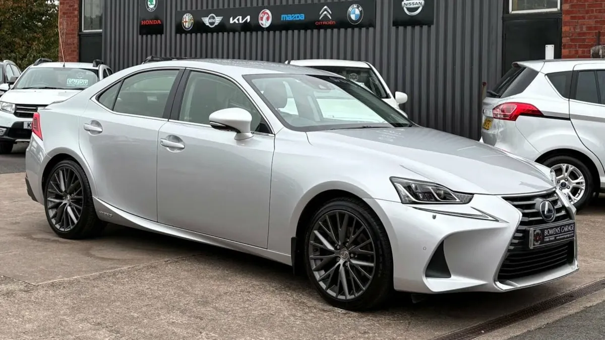 *WANTED* Lexus IS300H Wheels - Image 3