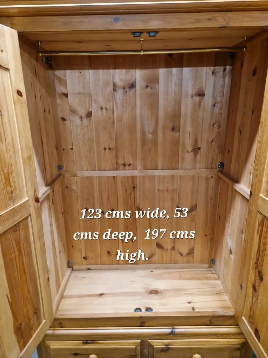 Vintage pine wardrobe - Image 4