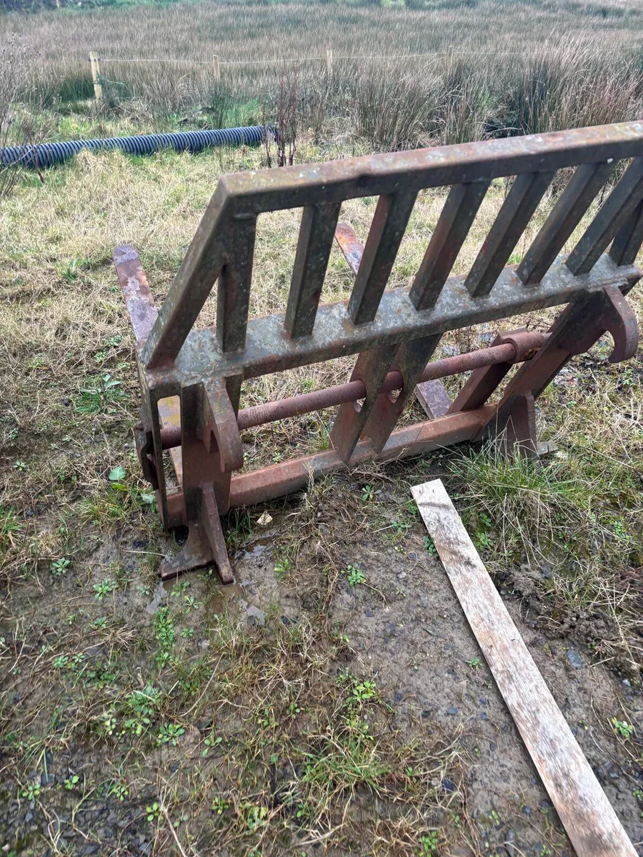 JCB teleporter block forks - Image 2