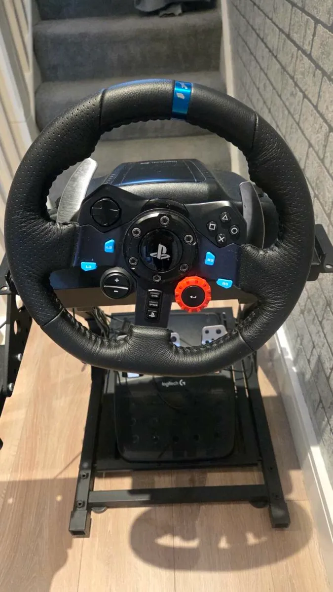 Logitech G29 Driving Force Racing Wheel for PlaySt - Image 3
