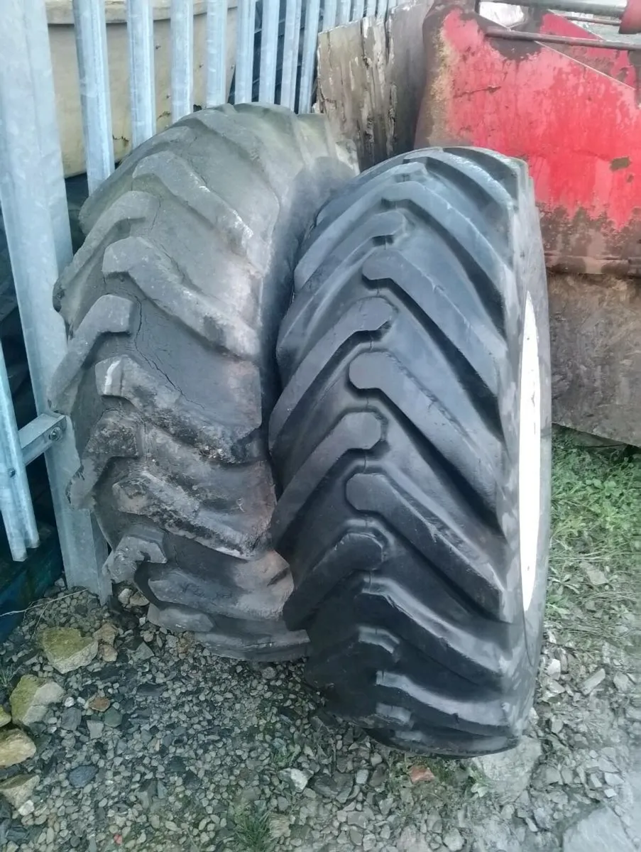 Wheels&tyres 14.9/13-24 MF 135 Ford international - Image 2