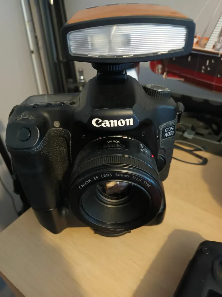 Canon EOS 40D + Photography Kit + Lenses + Lights - Image 1