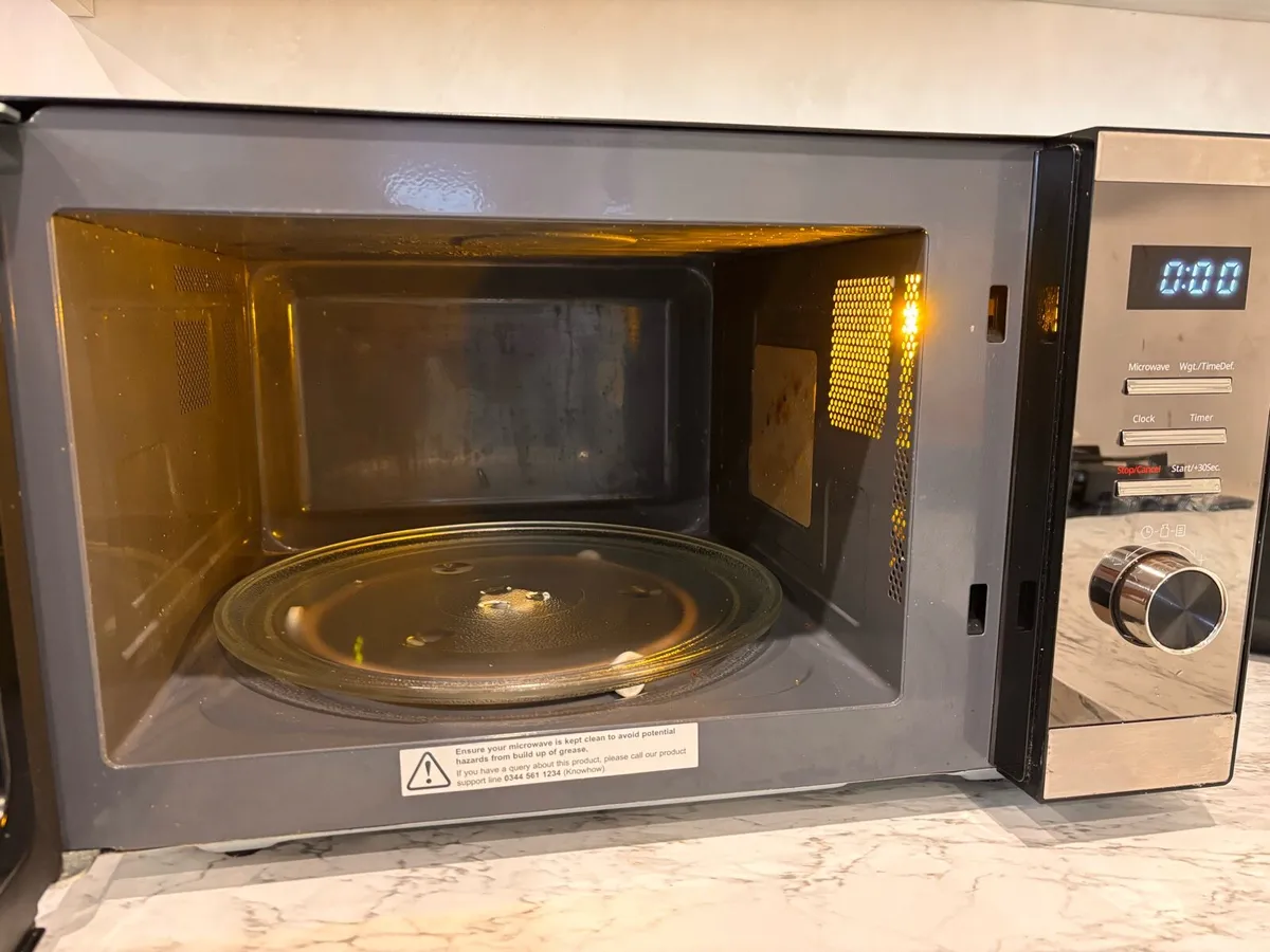 Microwave Oven - Image 3