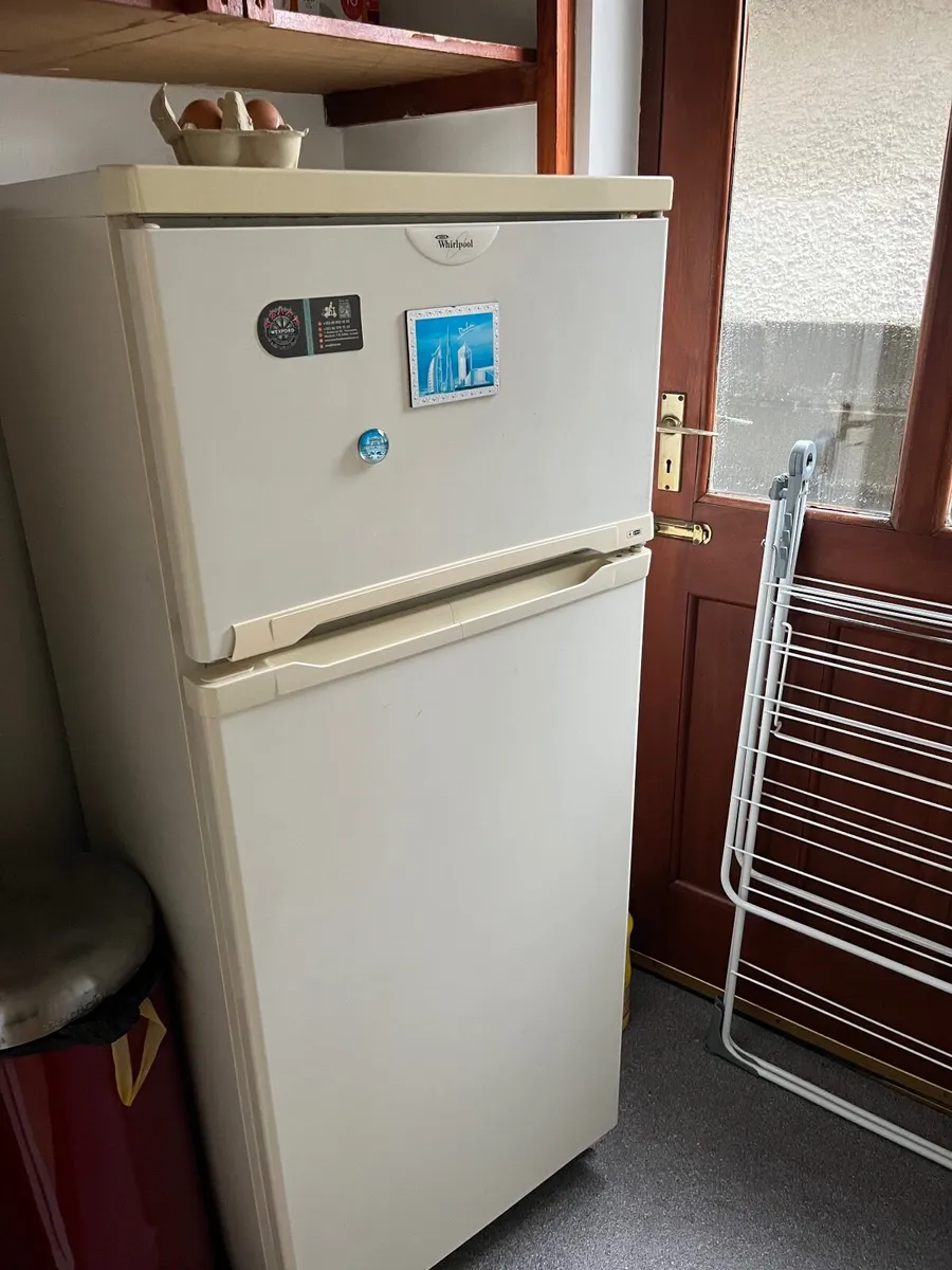 Fridge/freezer - Image 4