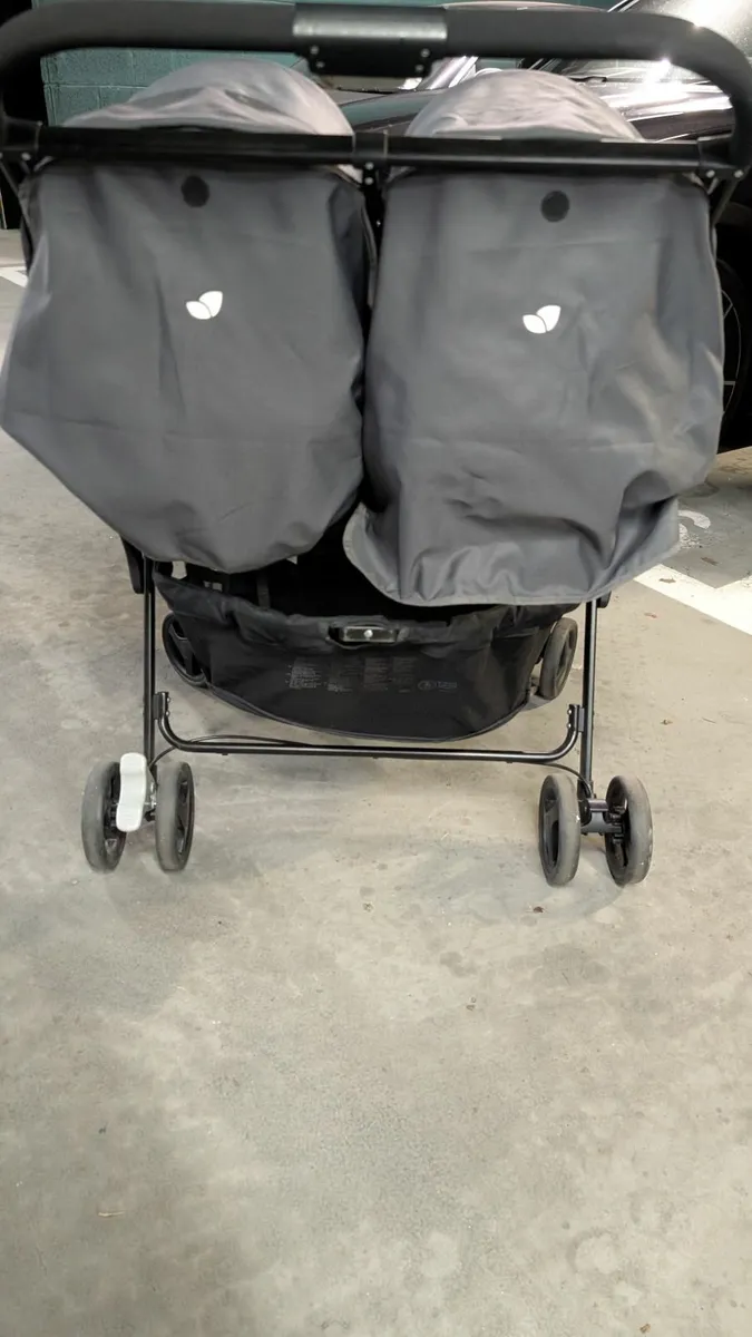 Joie Aire Twin Stroller - Color: Dark Pewter - Image 2