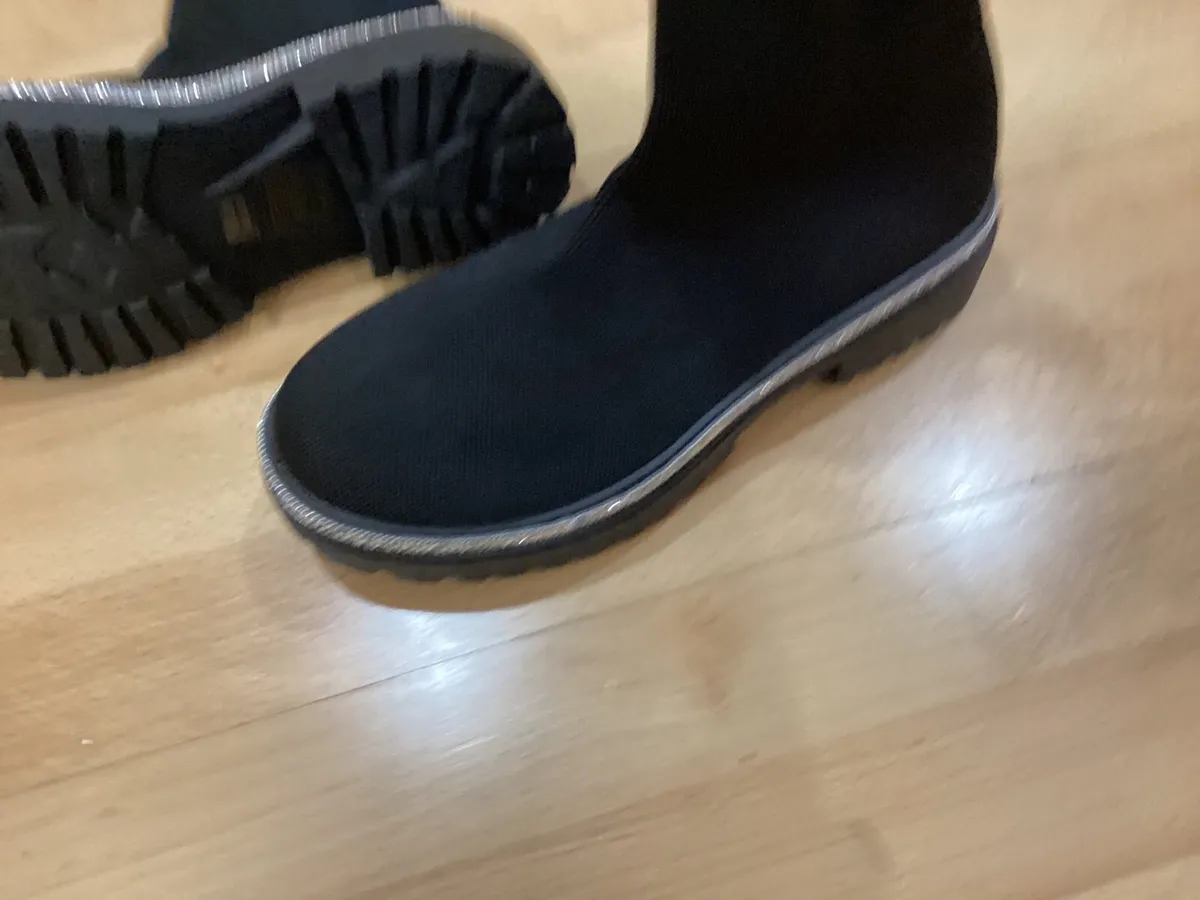 Boots - Image 1