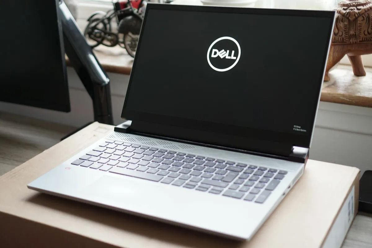 Dell G15 5525 15.6" Gaming Laptop | RTX 3070 140W - Image 1