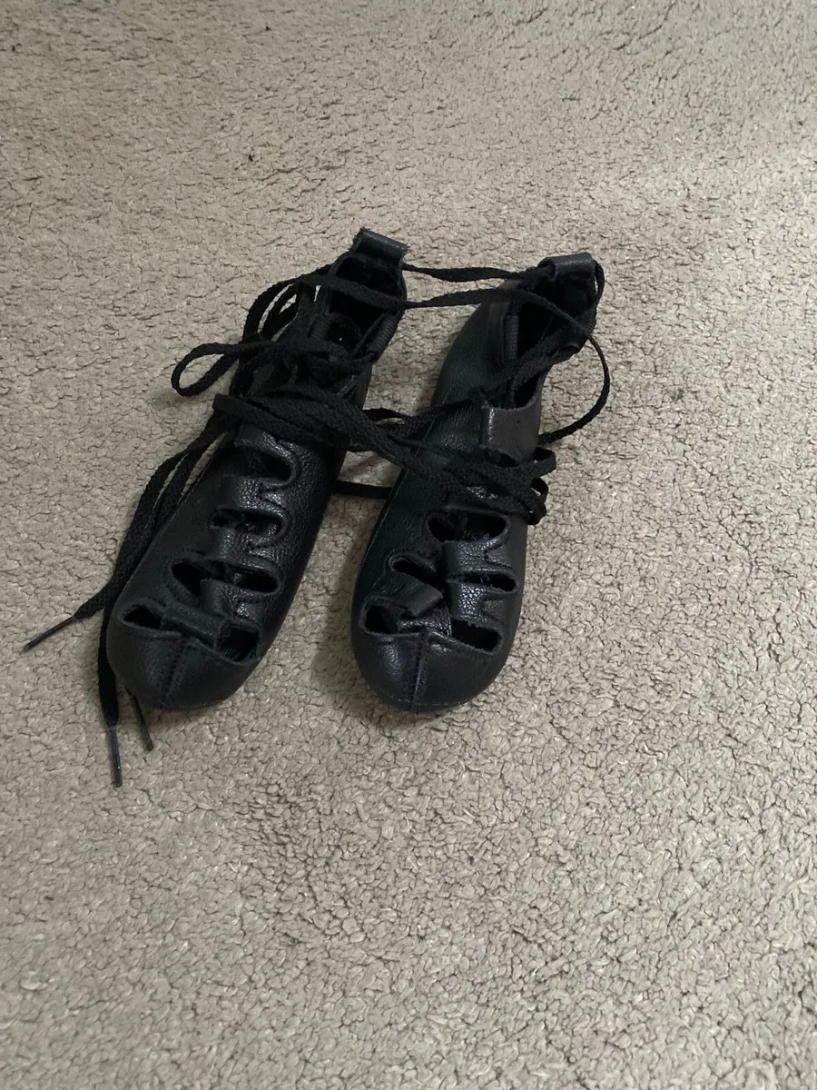 dance shoes
