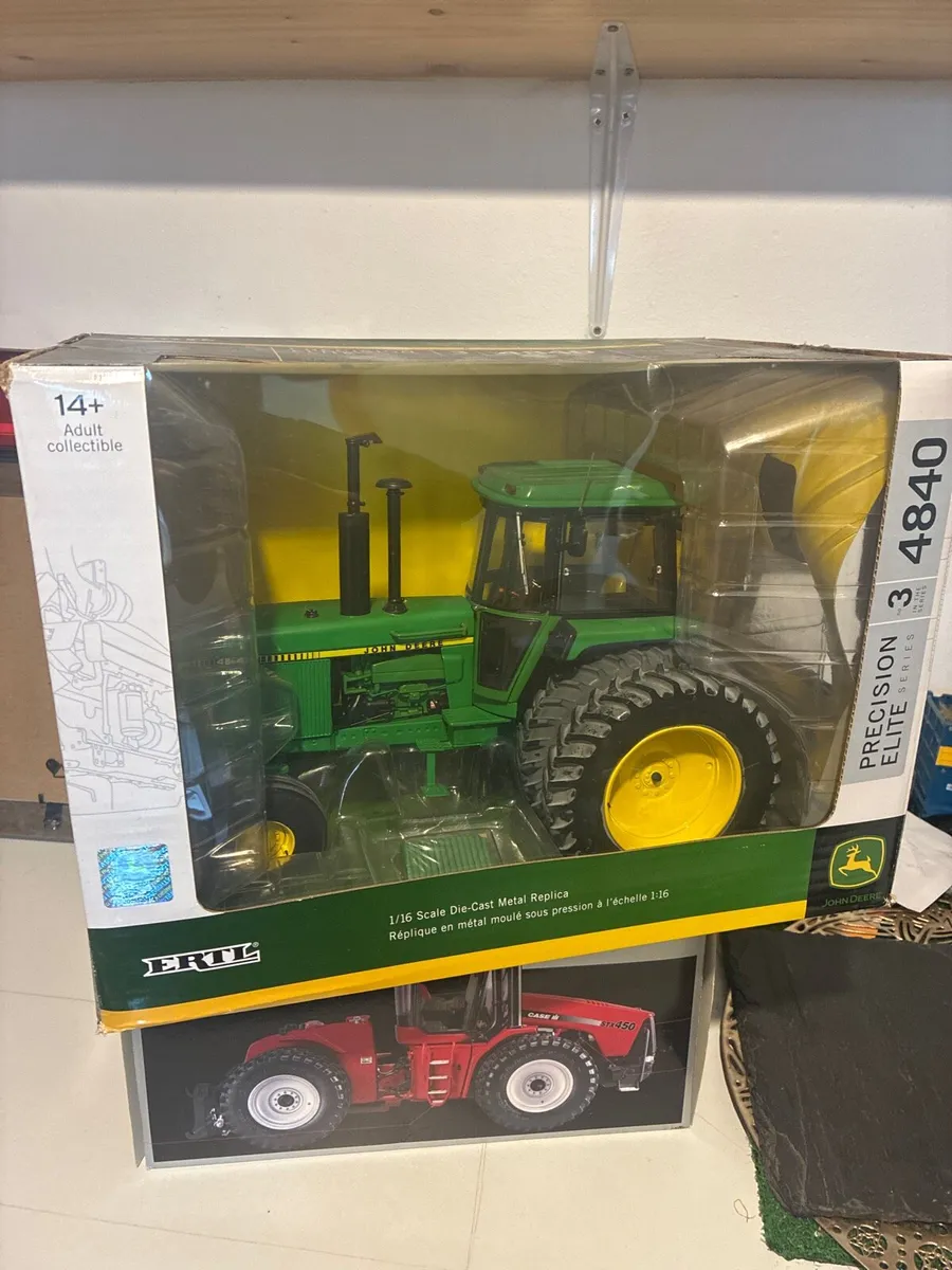 1:16 scale John Deere 4840 - Image 2