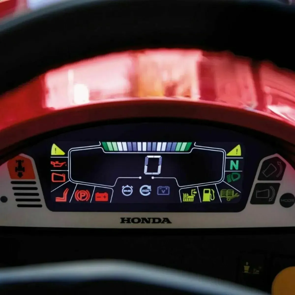 HF2417 HME ride on mower - Image 4