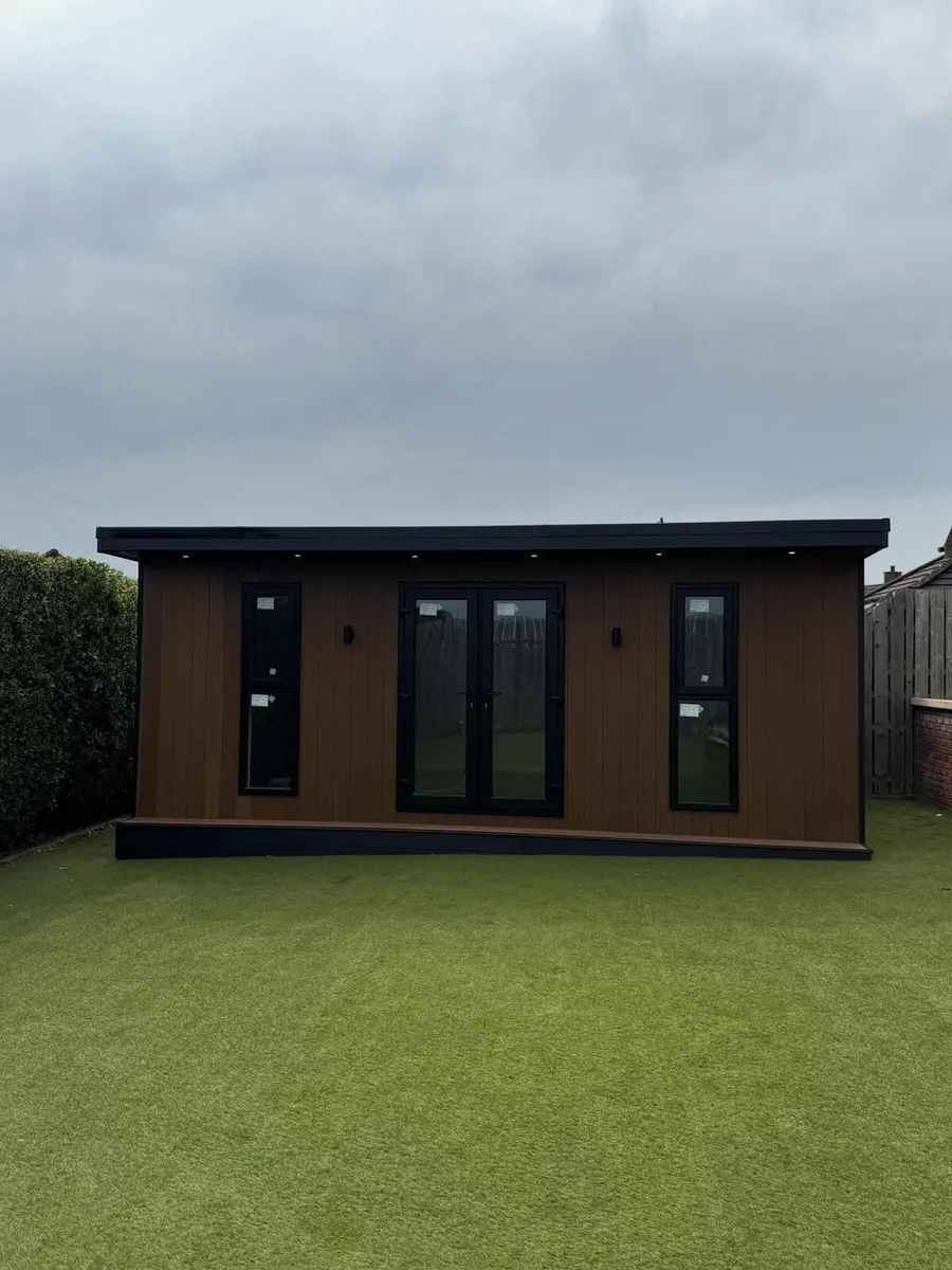 Composite garden room - Image 1