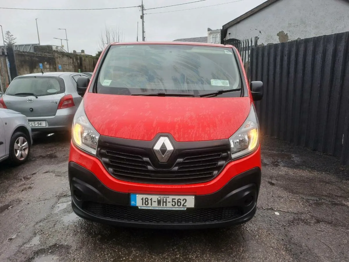 181 Renault Traffic Breaking for parts - Image 1