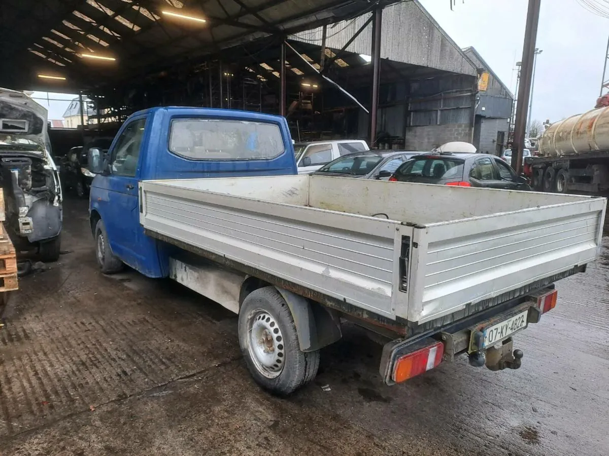 Vw Transporter t5 pick up breaking for parts - Image 3