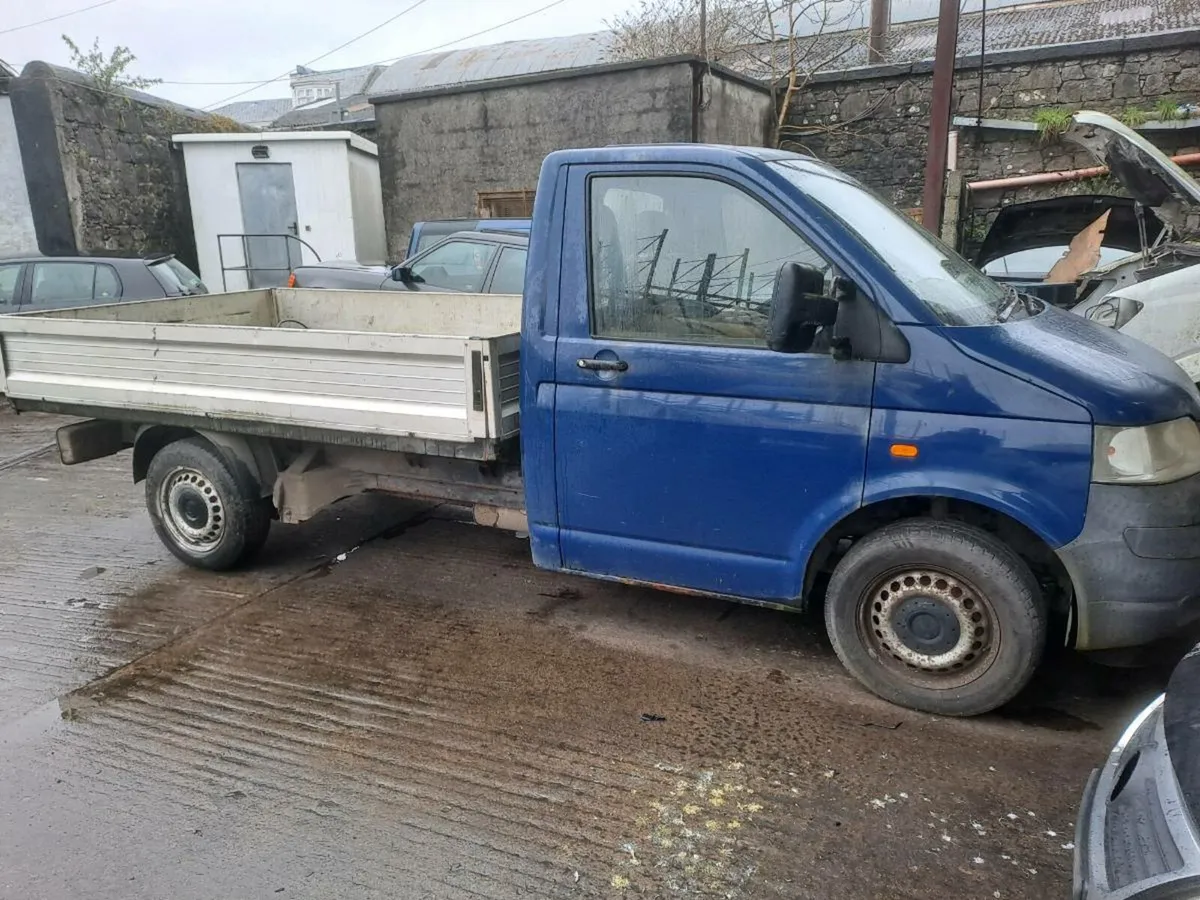 Vw Transporter t5 pick up breaking for parts - Image 4