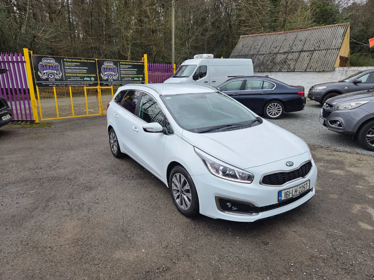 High Spec Commercial Kia Ceed Estate - Image 2