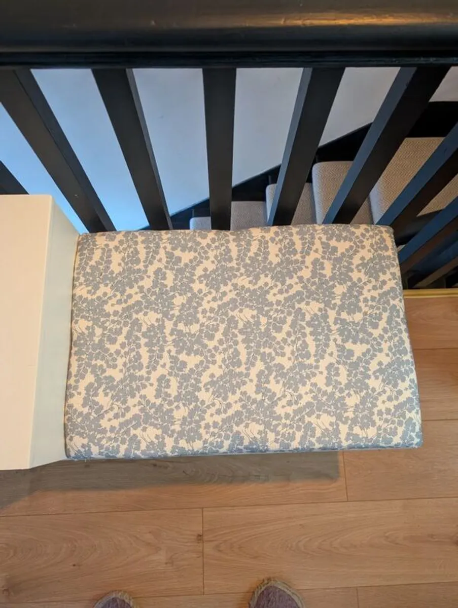 Phone seat table - Image 2