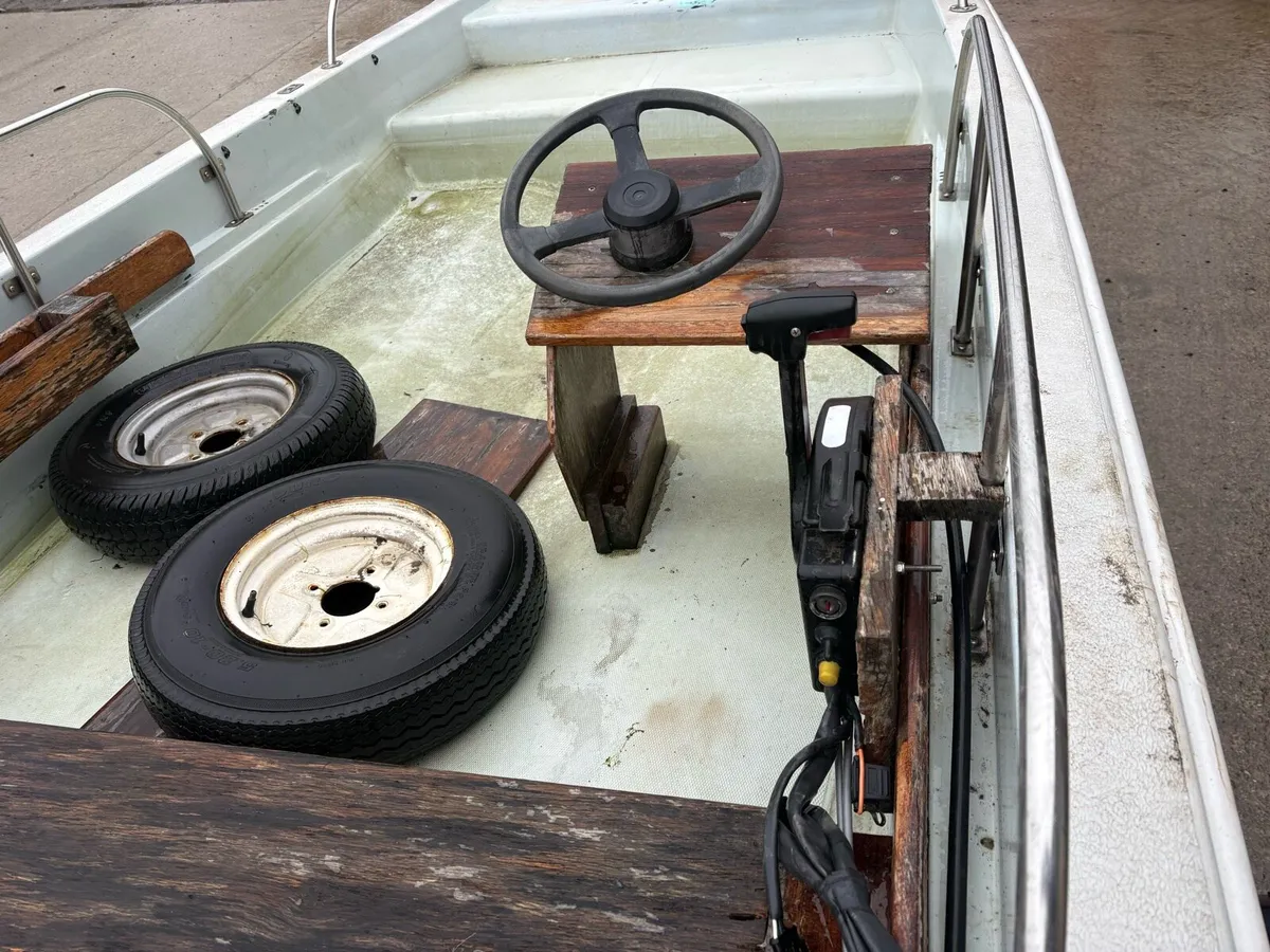 15’ speed boat - Image 3