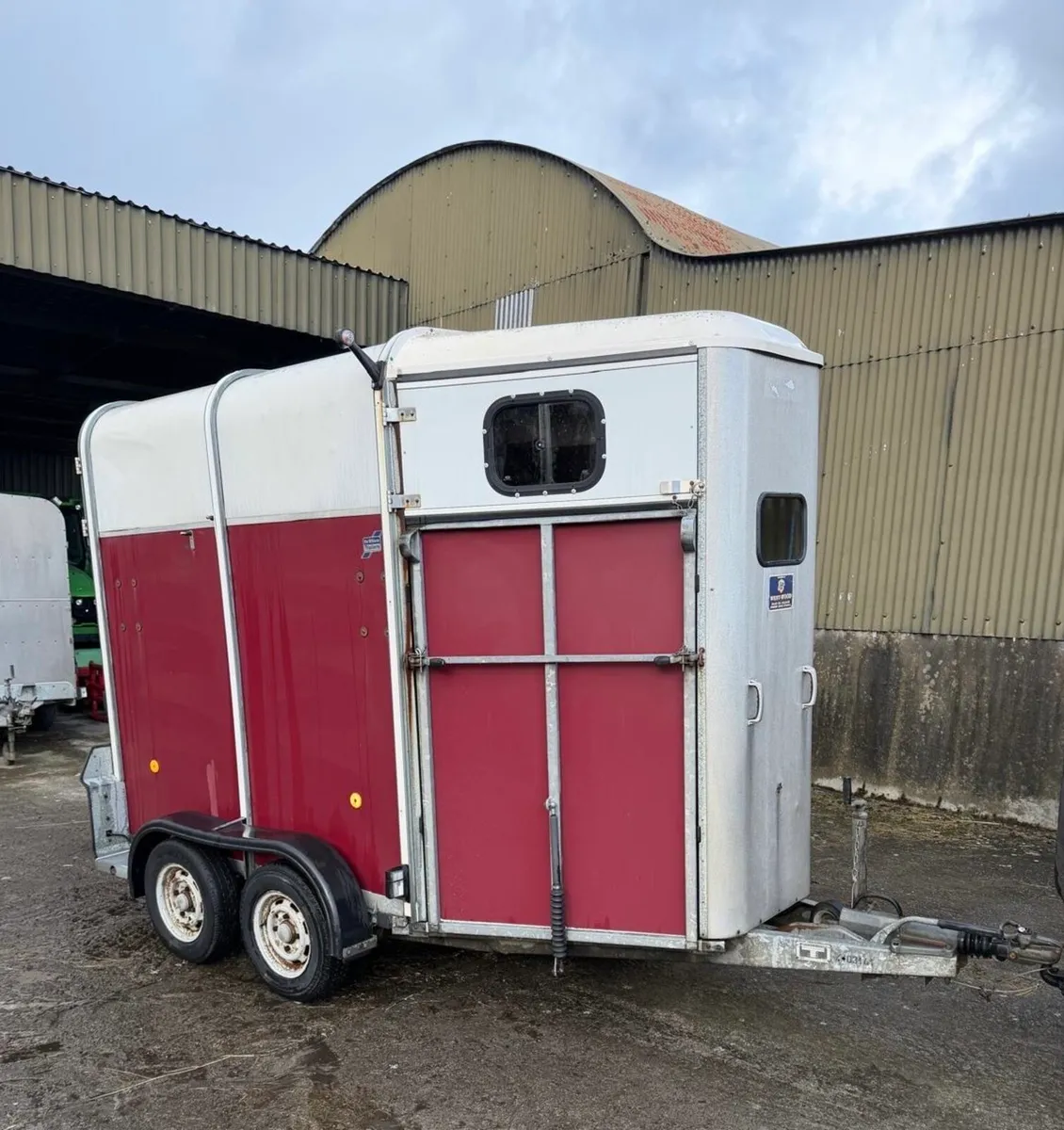 Ifor Williams - Image 1